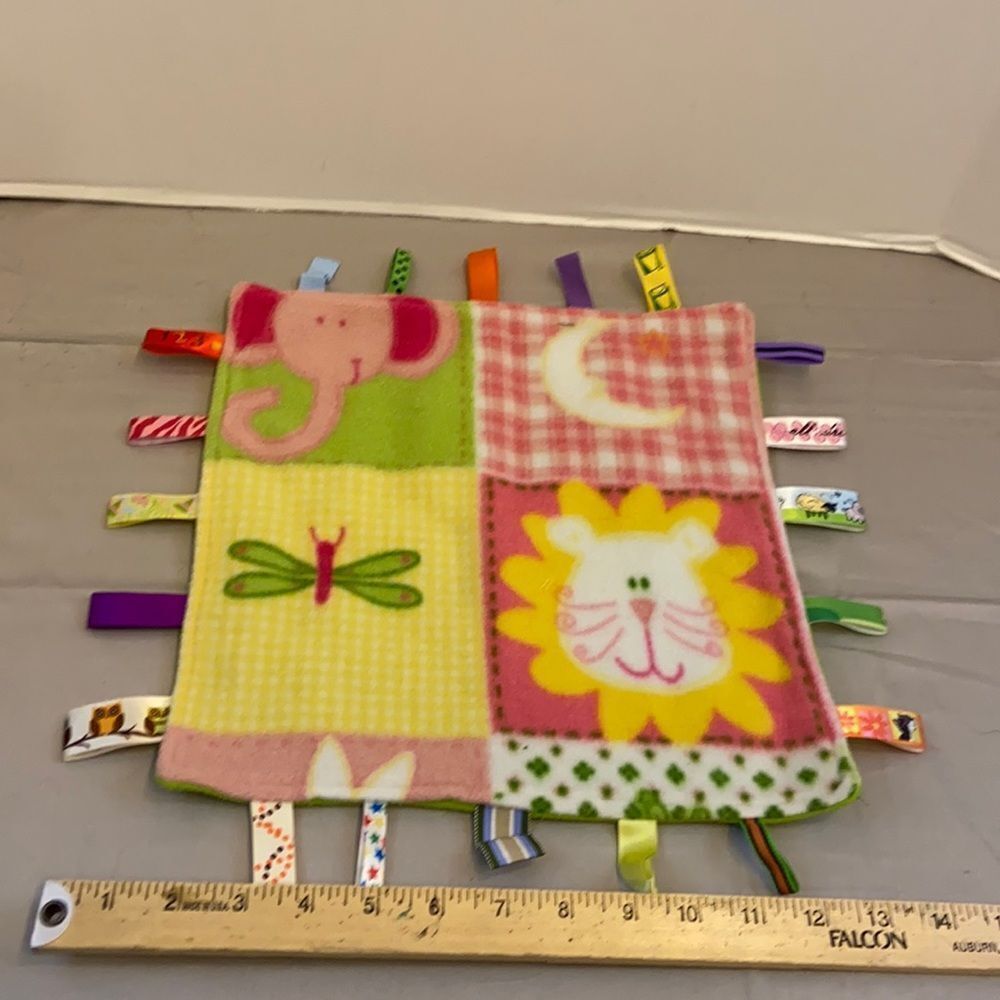 Flannel‎ Taggie blankie 12x11” pink